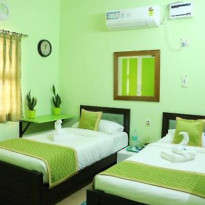 Standard Twin Room Mountain View